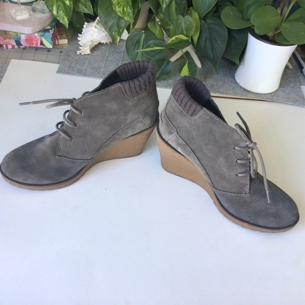 Lacoste Gray Suede Ankle Booties